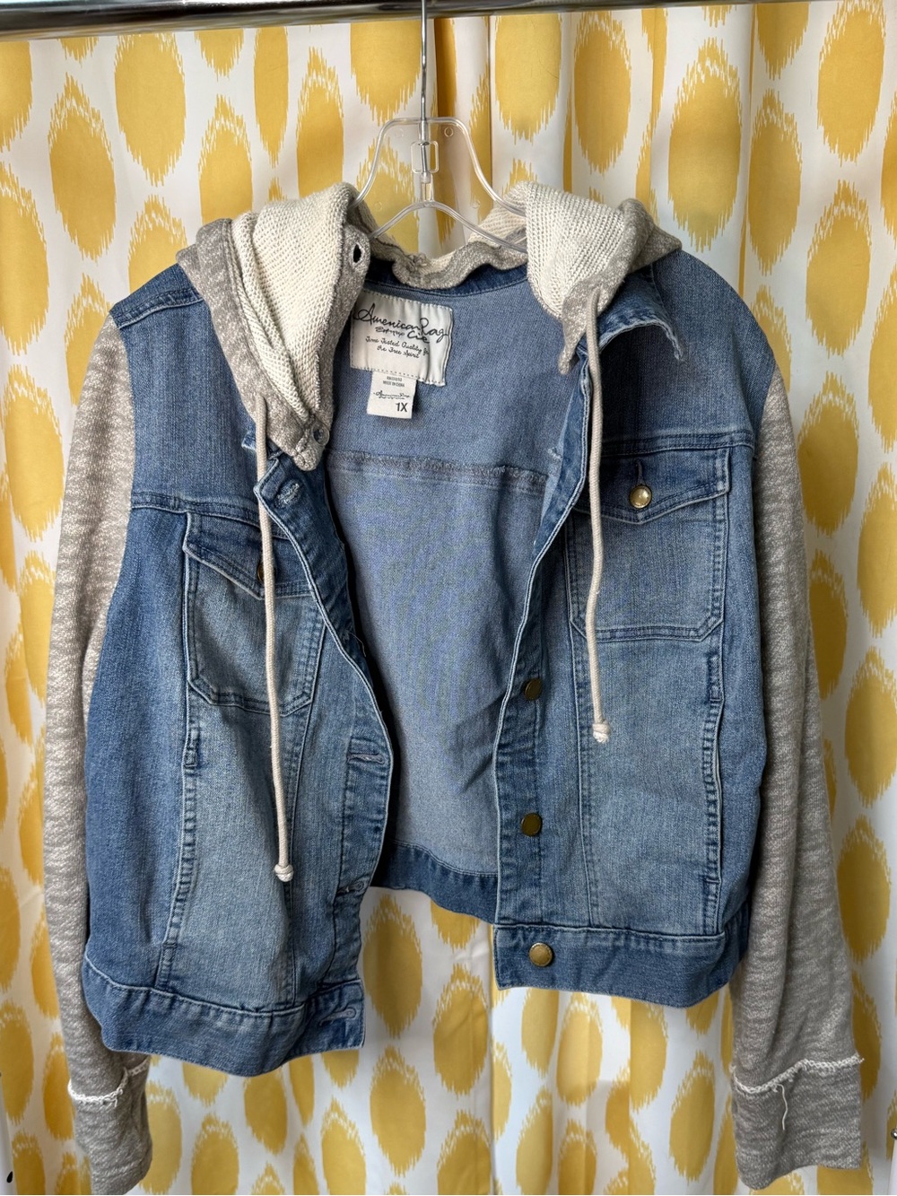 American Rag Blue Jean Jacket with stretch sleeves